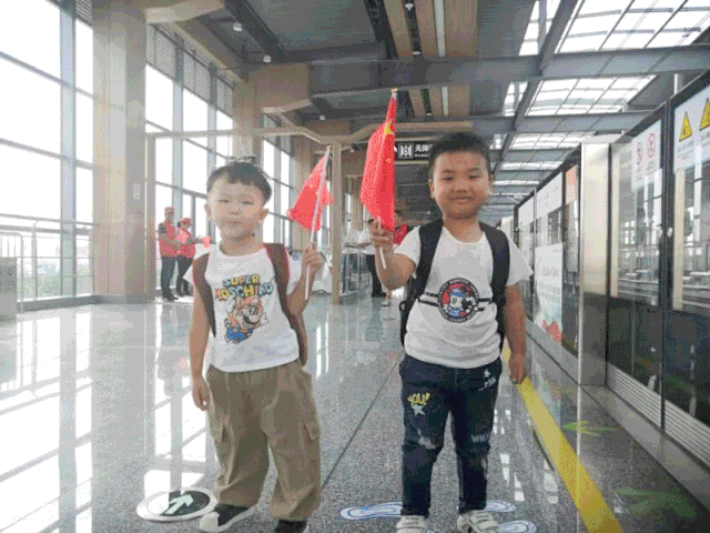 1592904184.gif 2.gif