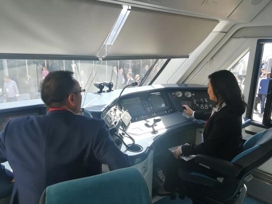 1592968894.jpg 1592968894.jpg