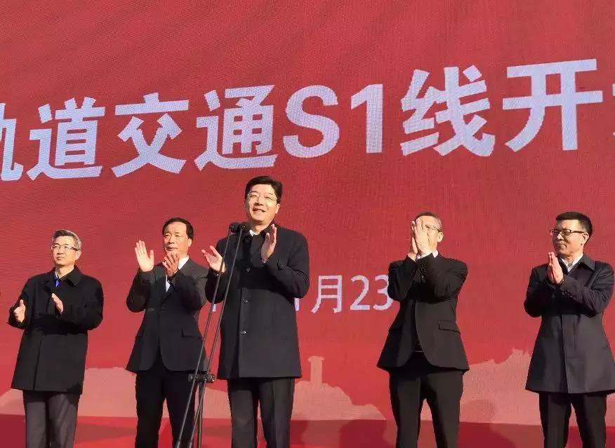 1592978073.jpg 1592978073.jpg