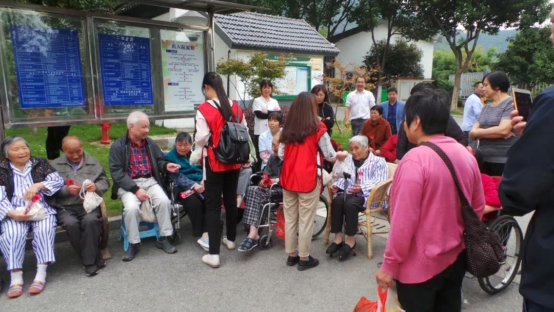 1592985350.jpg 1592985350.jpg